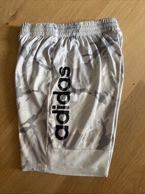 adidas Boys 10/12 White & Gray Camo Athletic Shorts with Vertical Logo
